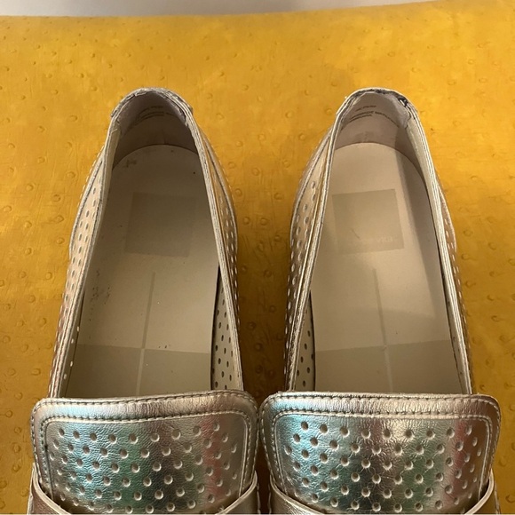 Dolce Vita Janine Slip-On Platform Loafer Sneaker Perforated Softwaves Gold 9.5 - Picture 7 of 10